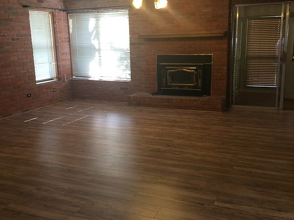 New laminate flooring in den