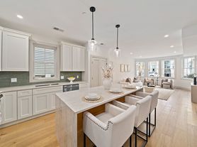 5 Breed St, Boston, MA