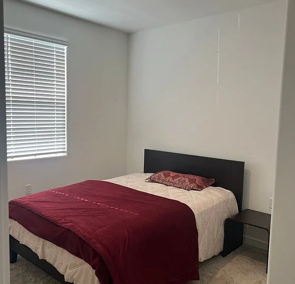 348 Brad Ct — Photo 4