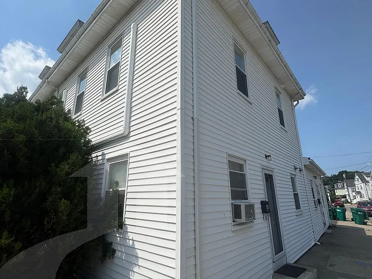 72 Washington St #2 — Photo 10
