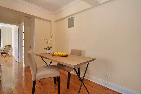 Sold by Corcoran | media 23