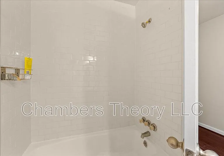 533 Florida Ave NW #2 — Photo 15