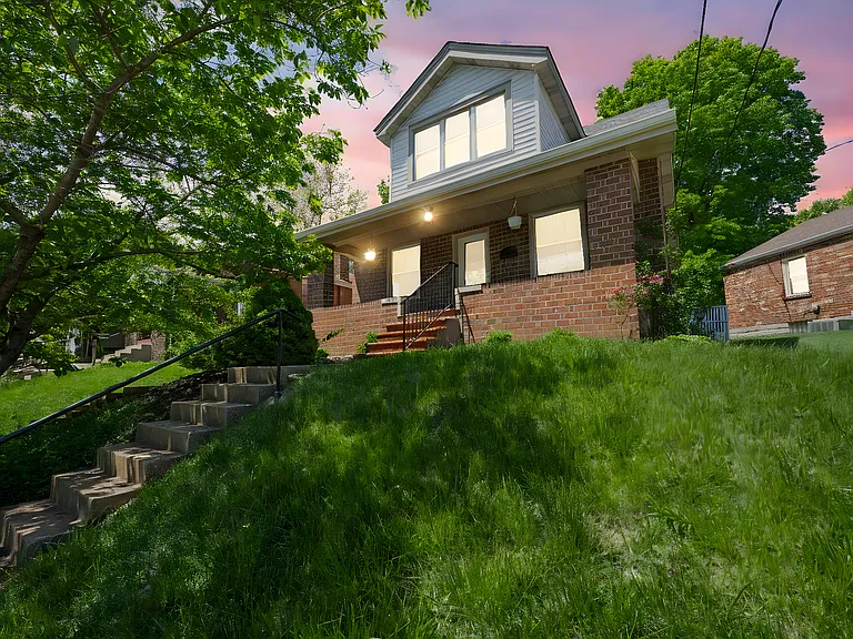 1707 Yale Ave — Photo 1
