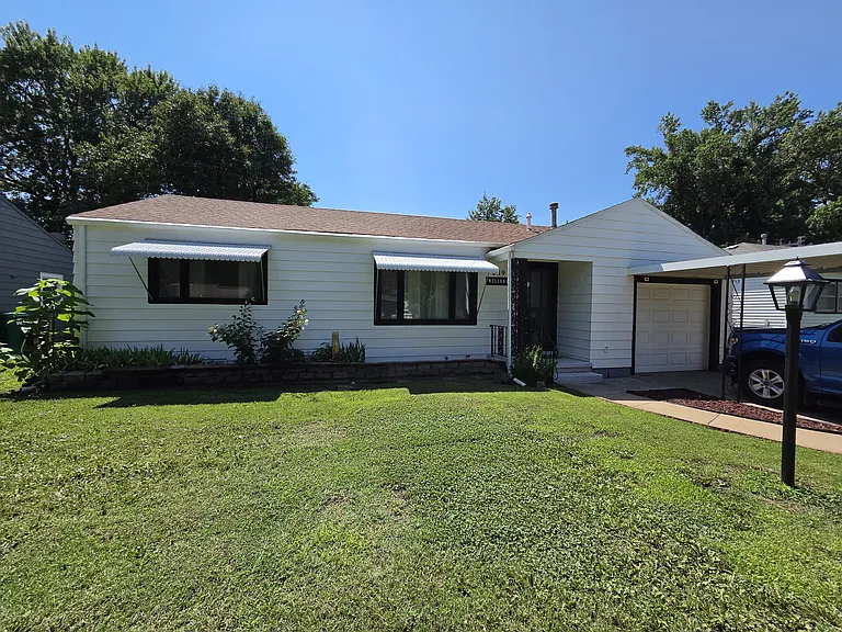 239 S Wire Ave — Photo 1