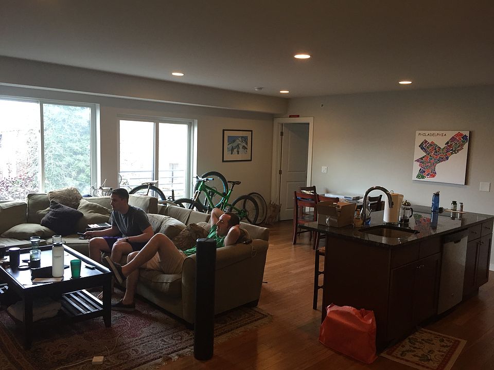 1st image of 622 N 2nd St Unit 402