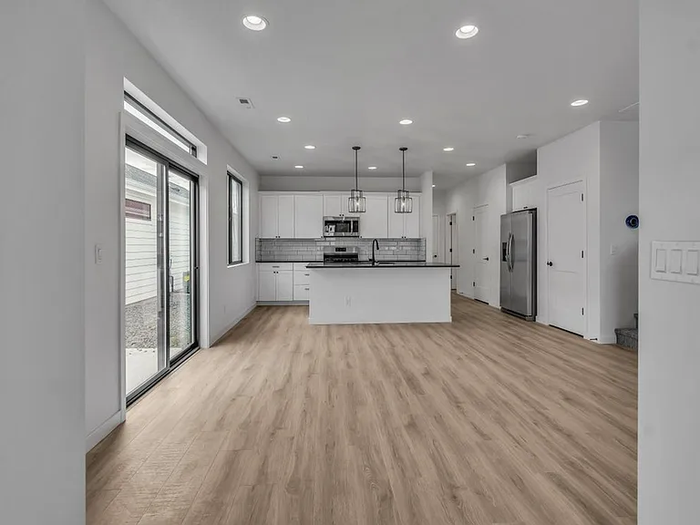 5114 E Hope Ave — Photo 6