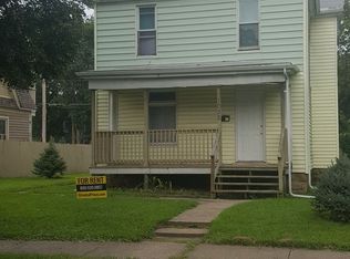 1032 16th St, Rock Island, IL