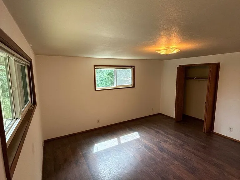 2435 City View St — Photo 21