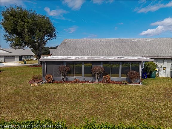5th image of 2457 N Orangewood St