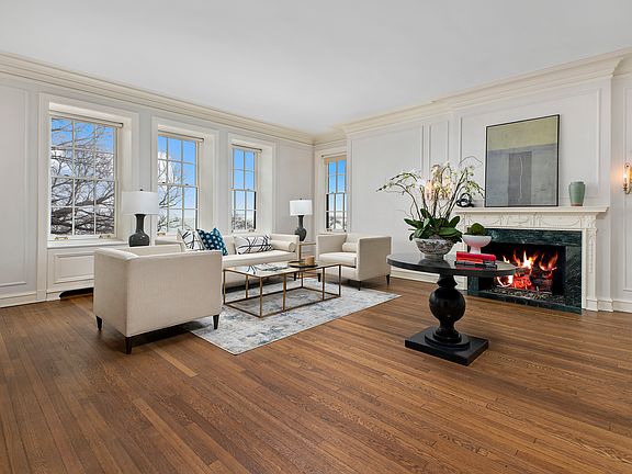 4th image of 1500 N Lake Shore Dr #4-A