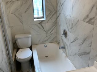 693 E 189th St #5A, Bronx, NY 10458