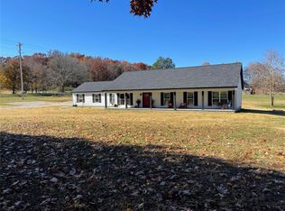 17490 Kinion Lake Rd, Lincoln, AR 72744