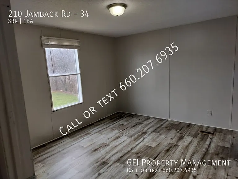 210 Jamback Rd #34 — Photo 6