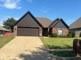 10615 E 115th St S, Bixby, OK 74008