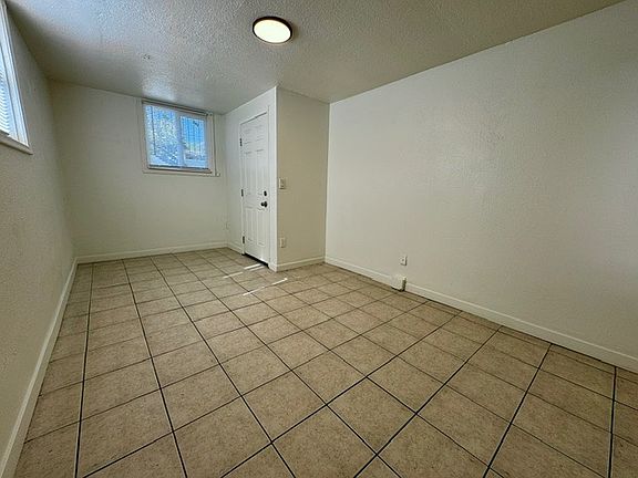 Unit Photo