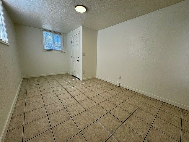 Unit Photo