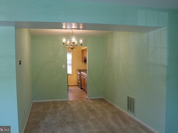 3rd image of 9666 Motley Ln