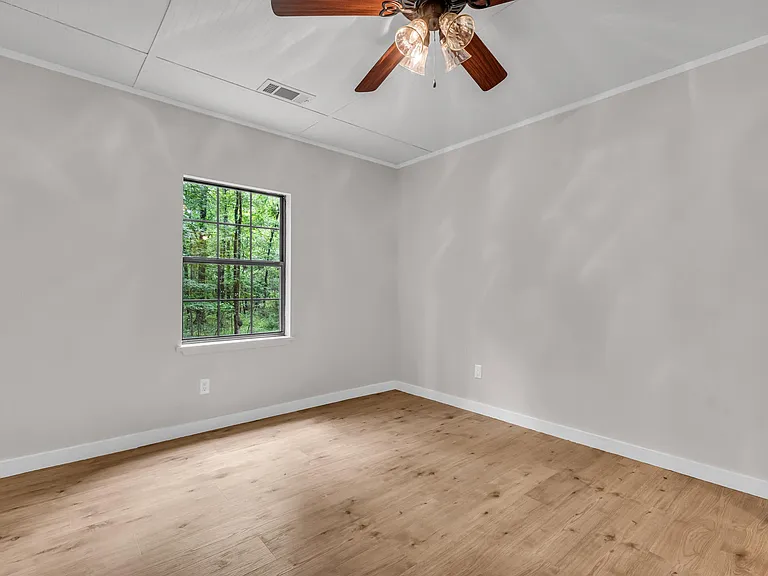 230 Acorn Aly — Photo 15