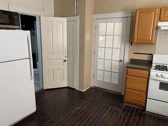 2nd image of 9612 S Broadway St