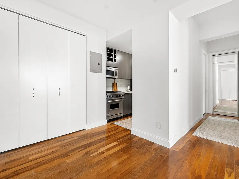 88 Greenwich St #1110 — Photo 10