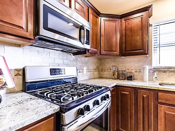 3rd image of 7349 Edgerton Dr