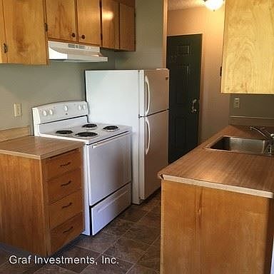 2nd image of 1201 River Dr APT 24