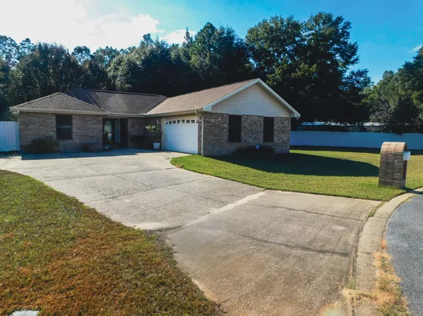 1650 Lady Ln, Baker, FL 32531