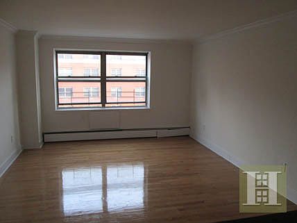 1st image of 1325 5th Ave #4