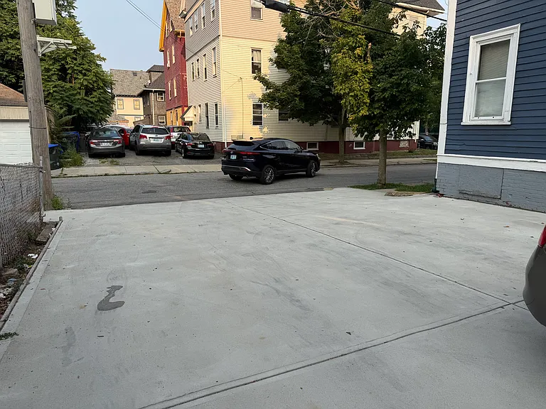 73-75 Moore St #2 — Photo 18