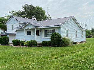 601 N Harrison St, Oblong, IL 62449