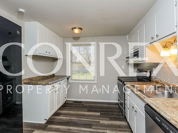 4th image of 4042 Cozycroft Dr