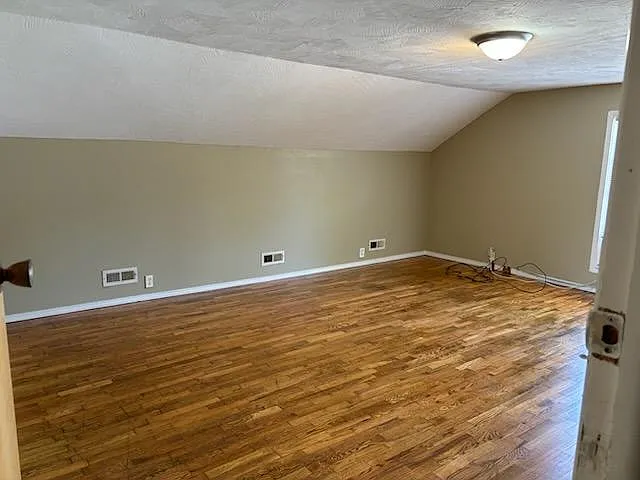 823 E Normal St — Photo 5