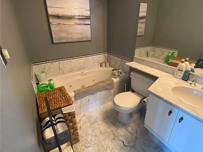 2285 Lake Shore Blvd W #910 — Photo 13