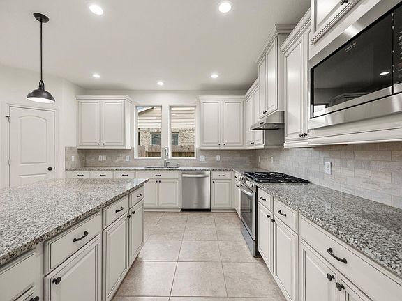 5th image of 19622 Chaparral Berry Dr