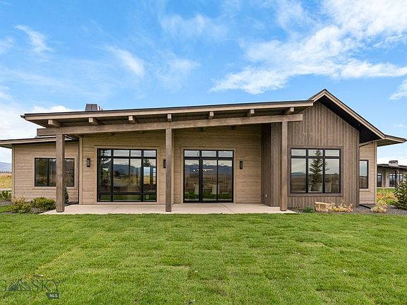4th image of 45 Matador Ln