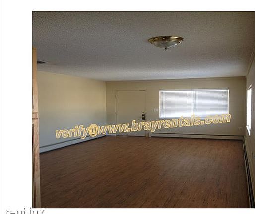 1321 Kennedy #1 entry-livingroom watermarked