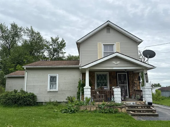 415 Ohio Ave, Girard, OH 44420