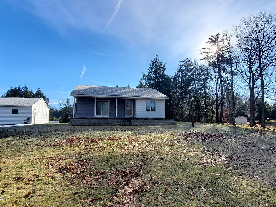 3948 NY Highway150, West Sand Lake, NY 12196 Zillow
