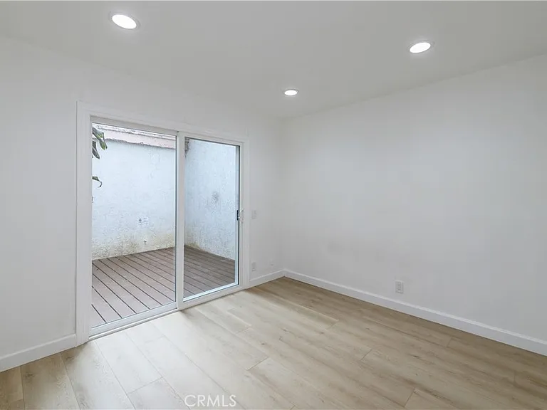 5016 Paseo De Vega — Photo 19