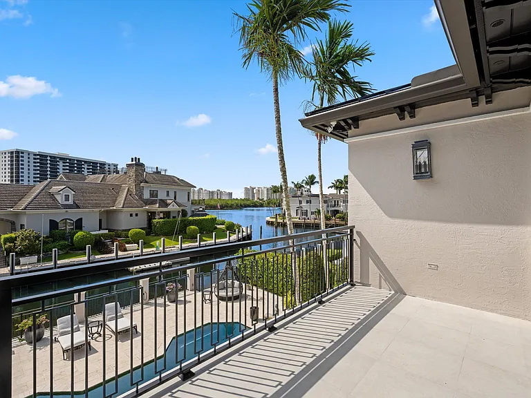 7474 NE Bay Cove Ct — Photo 78