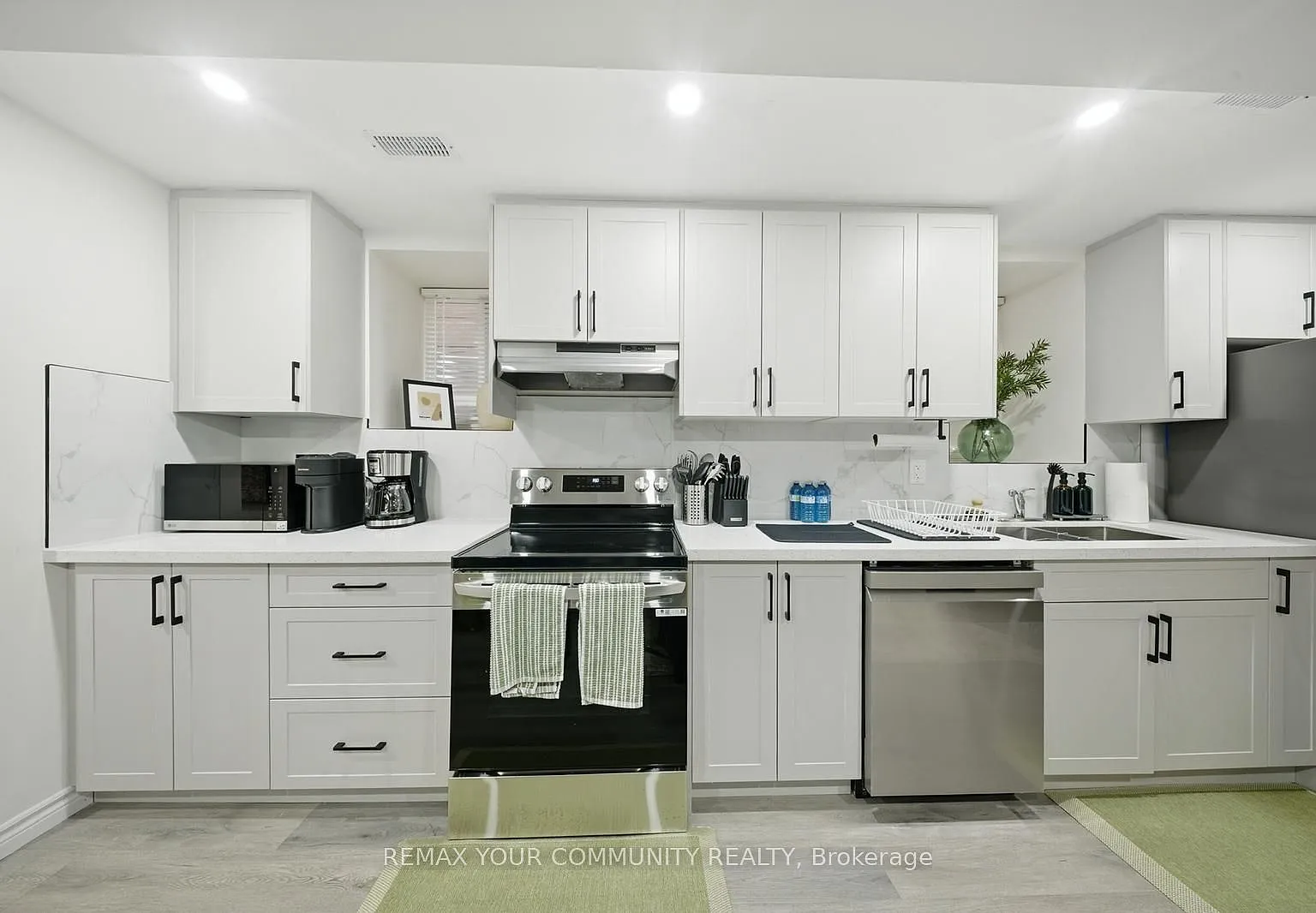 3 bed, $2,600 — Photo 4