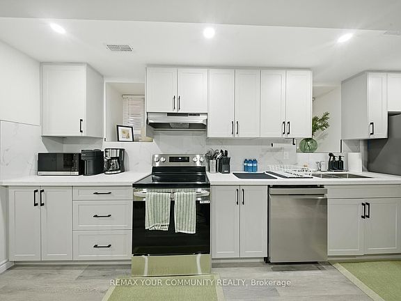 4th image of 43 Tweedhill Ave #Basement