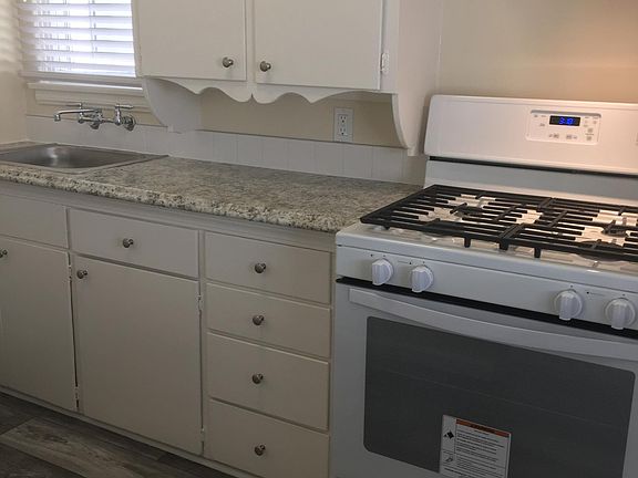 5th image of 1716 N Sierra Bonita Ave #1/4