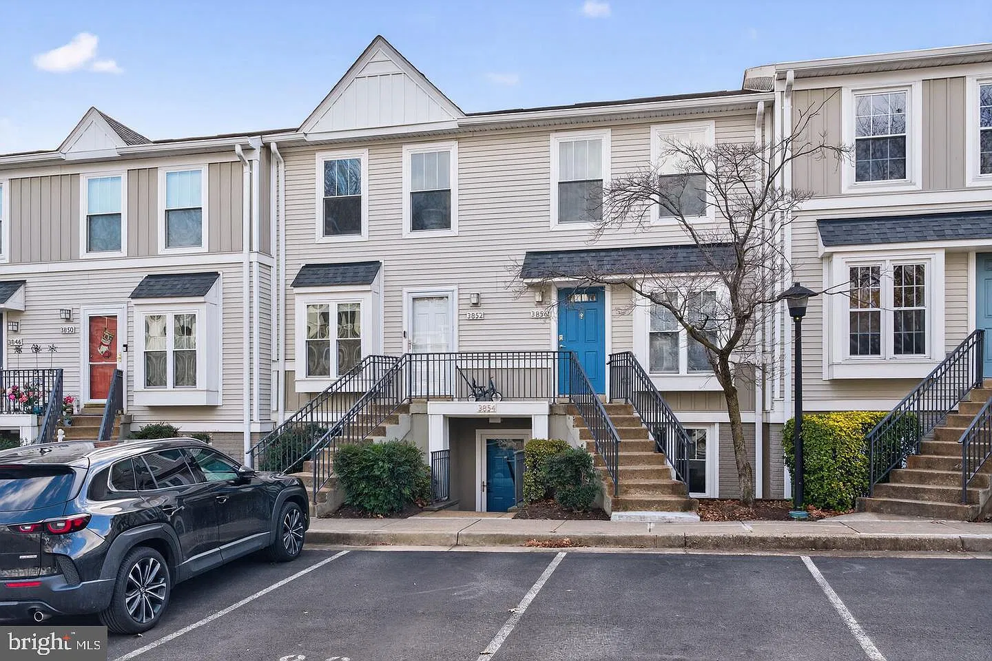 2 bed, 2.0 bath, 1090 sqft, $2,500 — Photo 1