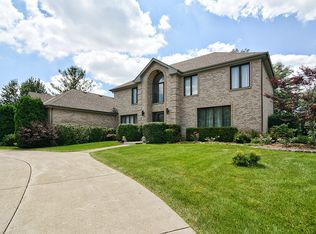 5N176 Percheron Ln, Wayne, IL 60184