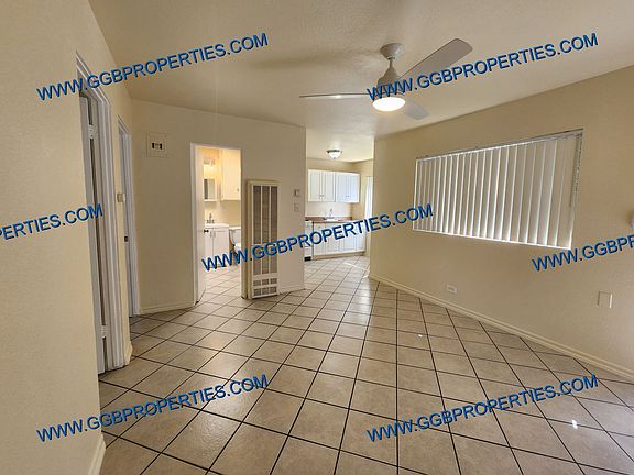 3rd image of 10872 Stanford Ave #1/2