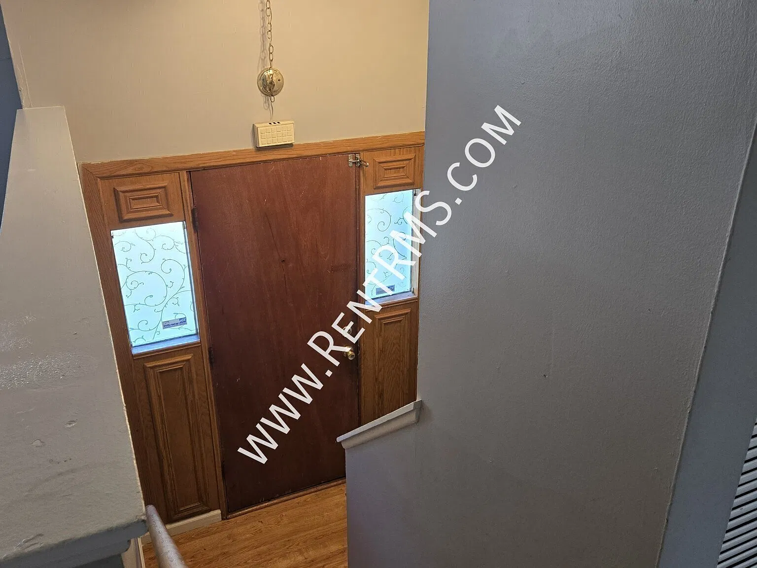 3407 Sw Twilight Dr- 3 Bed/1.5 Bath — Photo 3