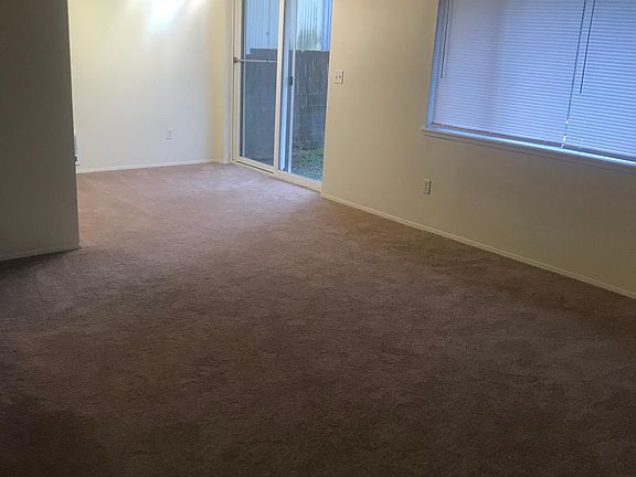 4th image of 622 Lincoln Ave