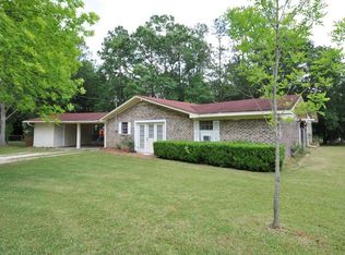 22520 Circle Dr E, Robertsdale, AL 36567