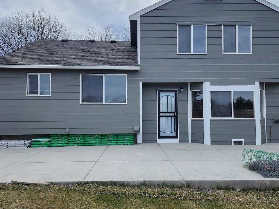 2nd image of 5658 Hudson Cir